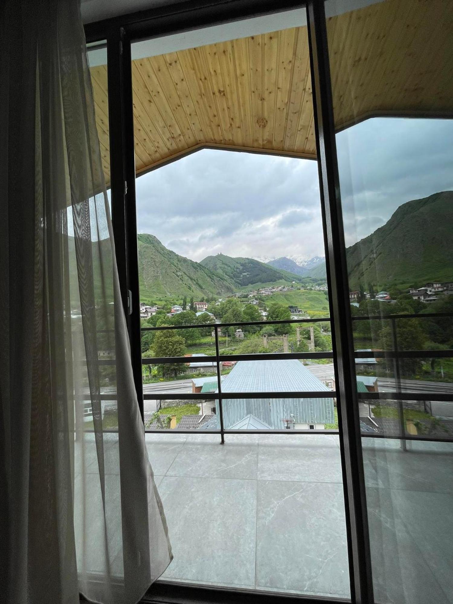 Hotel Shina كازباجي المظهر الخارجي الصورة